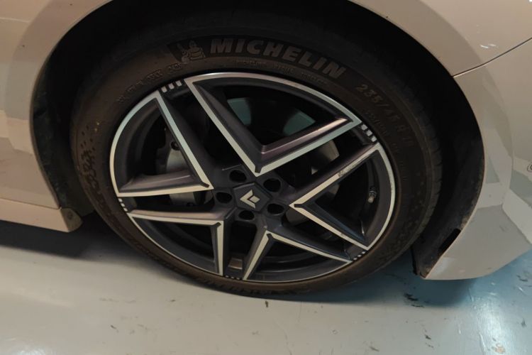 昊铂GT 2024款 全球款 710特高压激光雷达版车身外观10