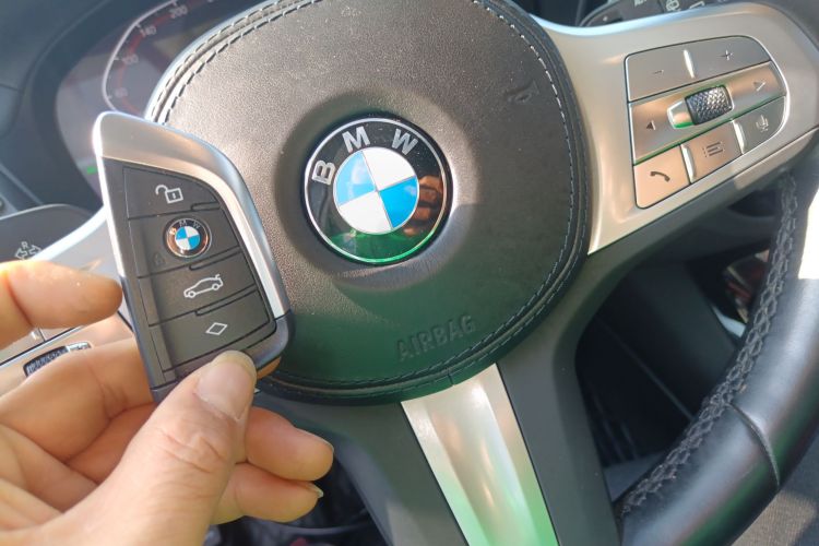 宝马X3 2022款 改款 xDrive25i M运动套装中控内饰7001