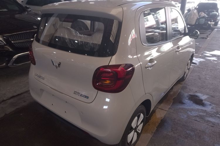 五菱汽车 宏光MINIEV 2025款 四门版 进阶款车身外观7