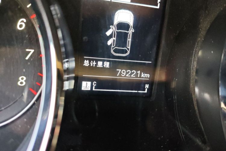 五菱汽车 五菱宏光 2016款 1.5L 改款S舒适型中控内饰15