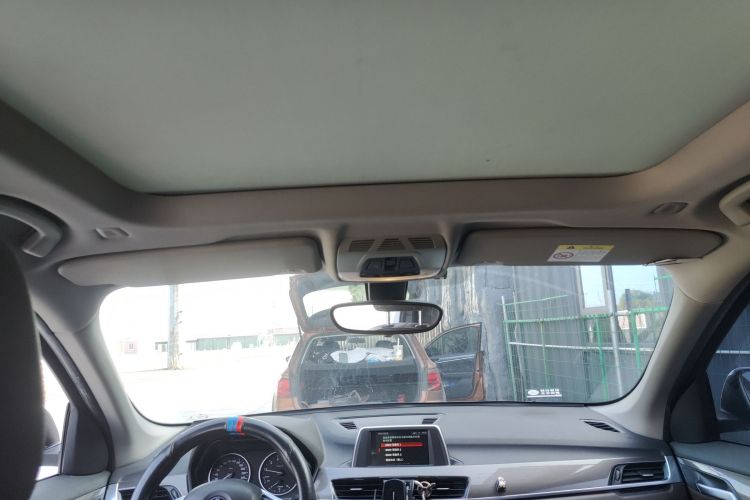 宝马X1 2018款 sDrive18Li 尊享型中控内饰22