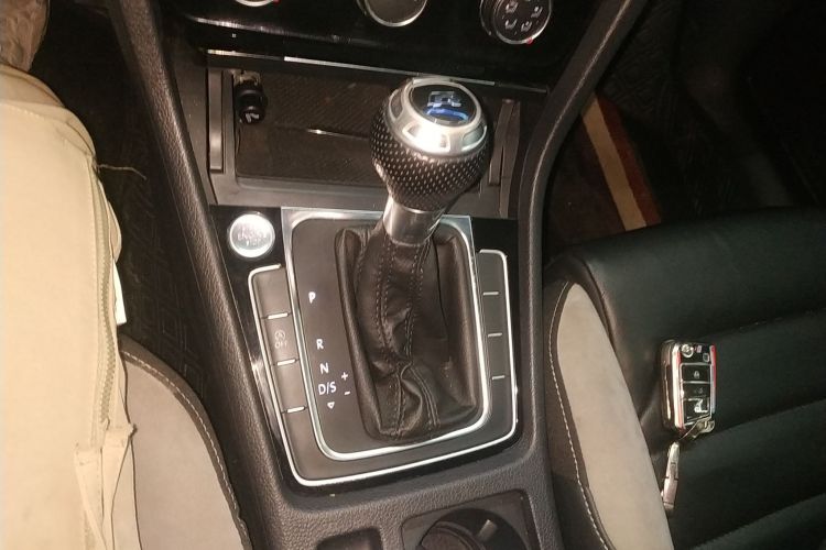 大众 高尔夫 2019款 280TSI DSG R-Line型 国VI中控内饰18