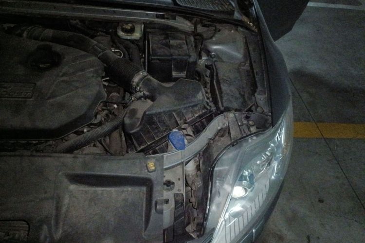 福特 蒙迪欧-致胜 2011款 2.0L GTDi240豪华运动型局部细节9007