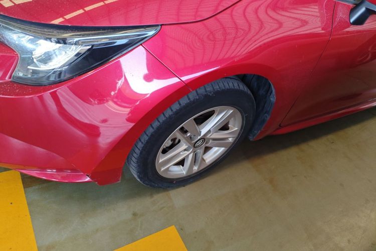 丰田 雷凌 2019款 185T CVT进取版 国VI车身外观6001