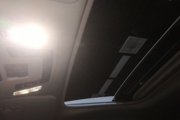 丰田 赛那SIENNA 2024款 2.5L混动 舒适版局部细节22