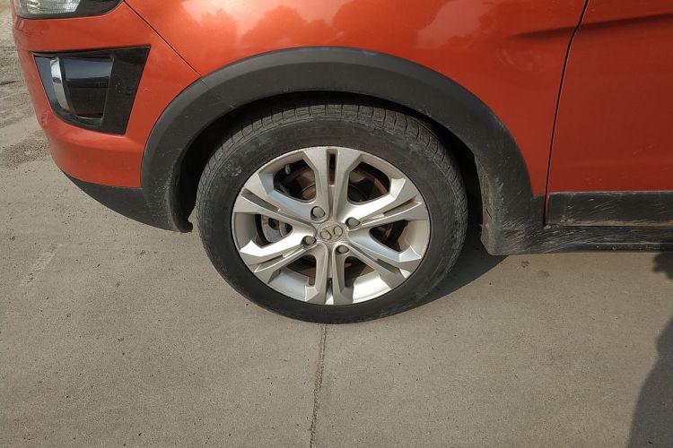 北汽新能源EX 2018款 EX360 新尚版车身外观6007