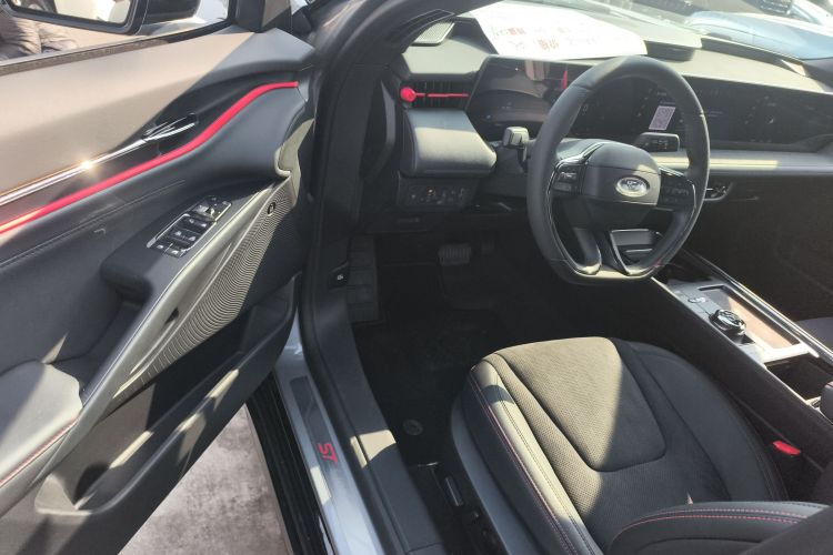 福特 蒙迪欧 2025款 2.0T EcoBoost E 混动 运动版 ST-Line中控内饰20