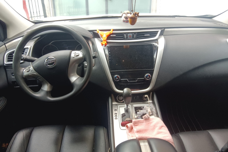 日产 楼兰 2021款 2.5L XE 两驱精英版中控内饰7002