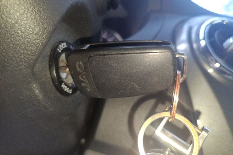 江淮瑞风 瑞风M3 2016款 宜家版 1.6L 豪华智能型中控内饰11