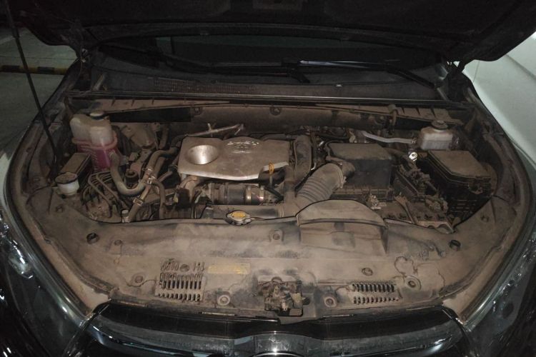 丰田 汉兰达 2015款 2.0T 四驱豪华版 7座局部细节24