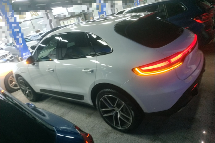 保时捷 2025款 Macan 2.0T 逐梦版车身外观4
