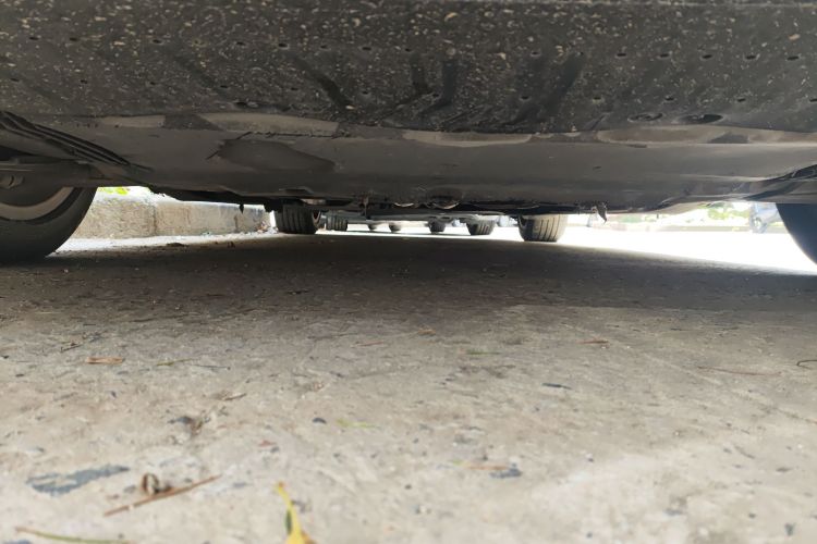 奥迪A6L 2017款 30 FSI 技术型局部细节9008