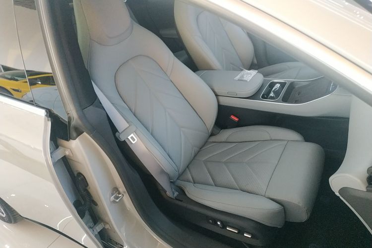 蔚来ET5T 2025款 75kWh Touring局部细节41