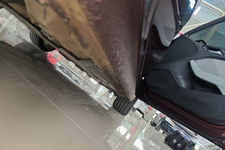 奥迪A3 2020款 改款 Limousine 35 TFSI 进取型 国VI机舱底盘29