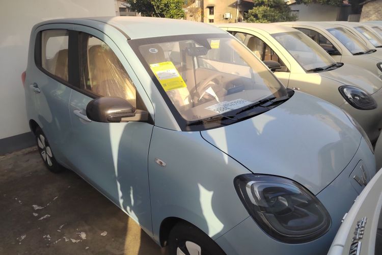 五菱汽车 宏光MINIEV 2025款 四门版 进阶款车身外观3