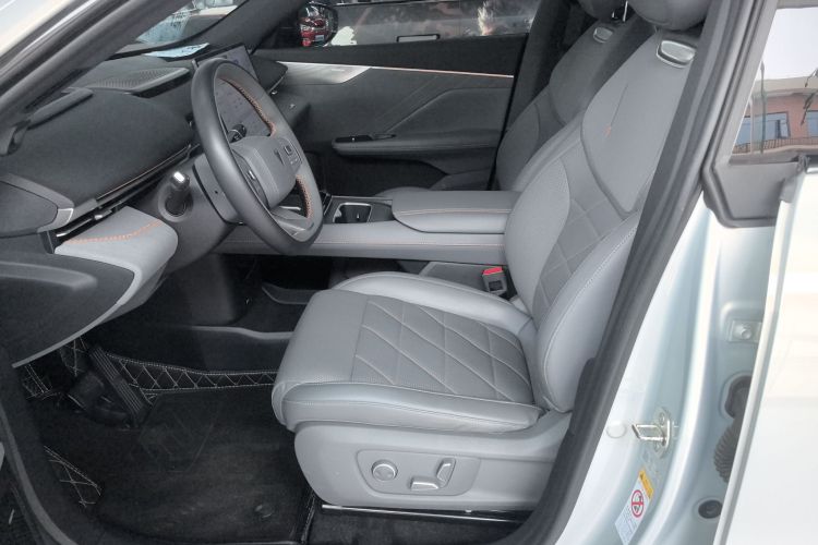 深蓝汽车 深蓝S05 2024款 510Ultra纯电版中控内饰19