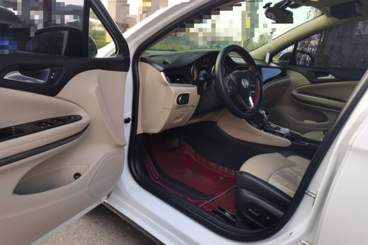 别克 威朗 2018款 三厢 15S 自动领先型中控内饰20