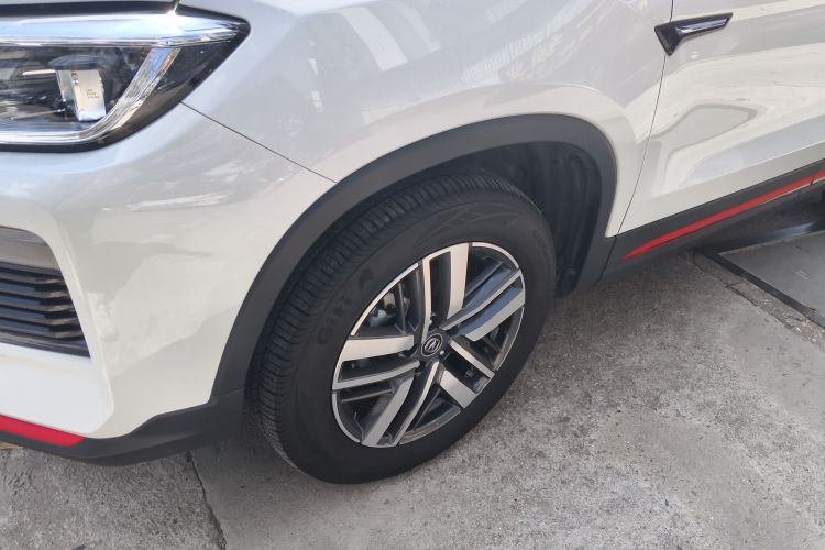 长安CS75 2023款 畅享版 1.5T DCT豪华版车身外观6007