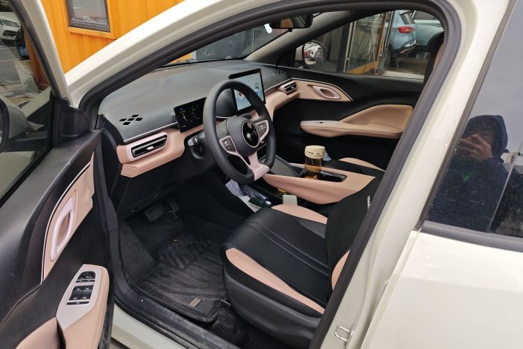 比亚迪 海鸥 2025款 305km 活力版中控内饰19