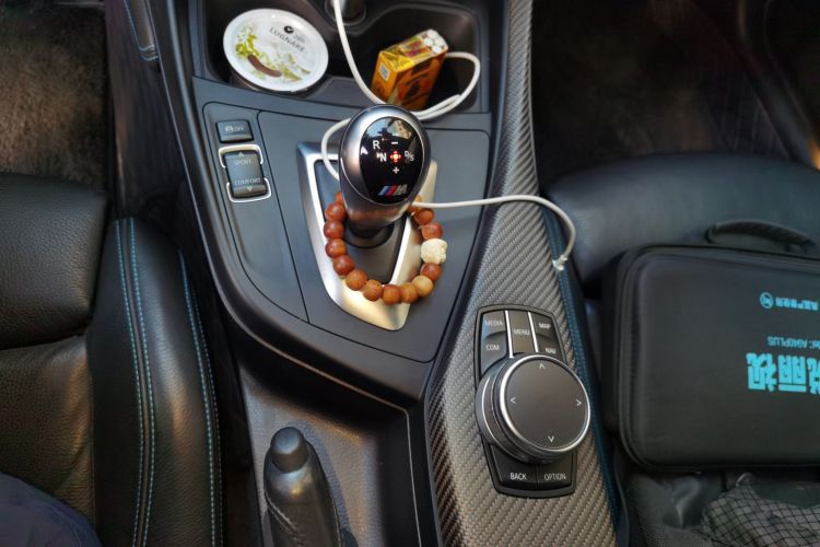 宝马M2 2016款 M2中控内饰18