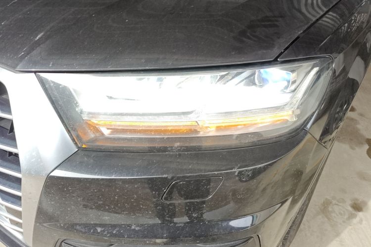 奥迪Q7 2019款 55 TFSI 技术型局部细节36