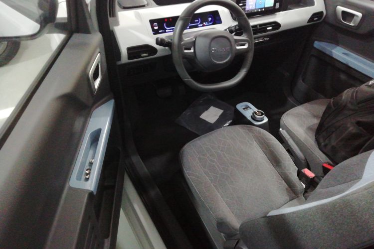 吉利银河 2024款 熊猫mini 200km 耐力熊中控内饰20