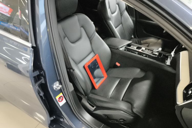 沃尔沃S60 2022款 B4 智远豪华版局部细节41