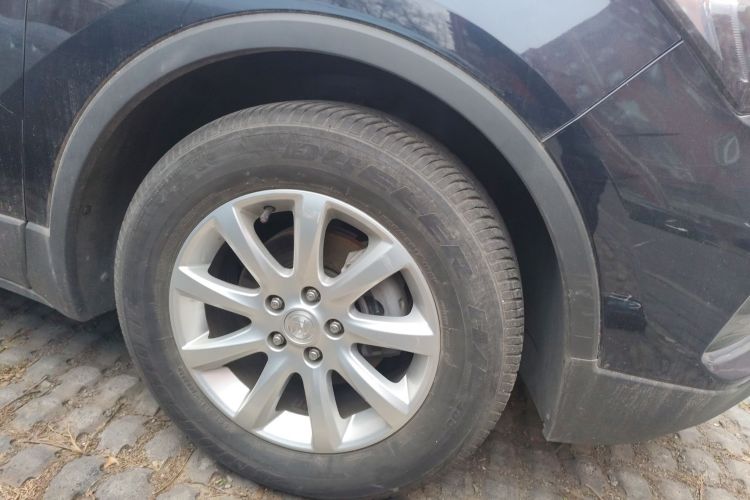 别克 昂科威 2021款 532T 两驱精英型车身外观10