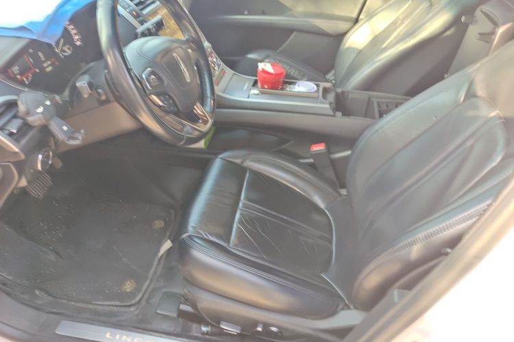 林肯MKZ 2018款 2.0T 尊享版中控内饰19