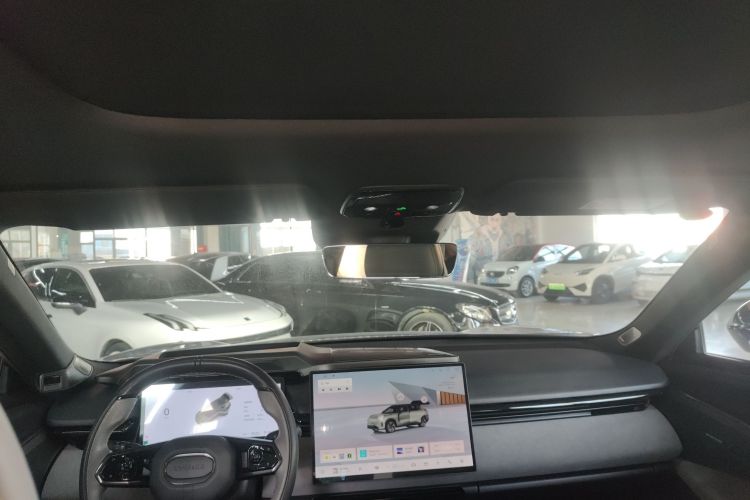 领克08 EM-P 2025款 220km 四驱性能Halo局部细节22