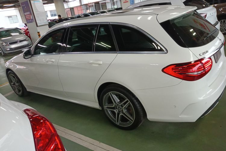 奔驰C级(进口) 2020款 C 260 旅行轿车车身外观4