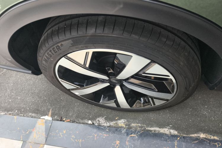 福特 领睿 2025款 EcoBoost 170 尊领型PLUS车身外观6008