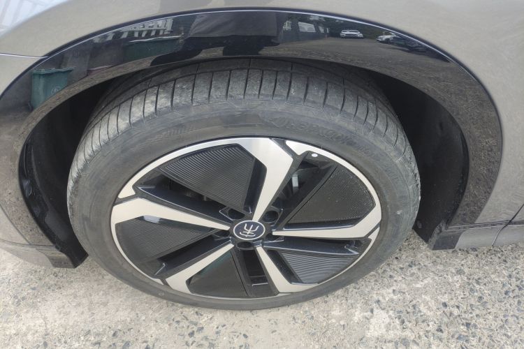 比亚迪 宋L EV 2024款 662km 卓越型车身外观6002