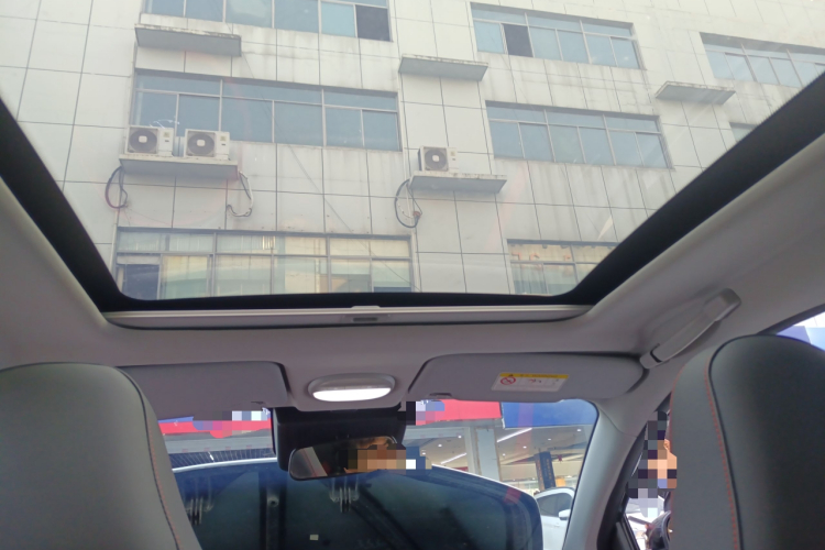 奇瑞新能源 奇瑞无界Pro 2022款 301km 神兽版 磷酸铁锂局部细节22