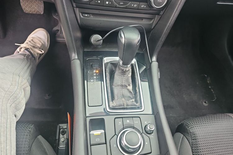 马自达3 昂克赛拉 2017款 三厢 1.5L 自动豪华型 国V中控内饰18