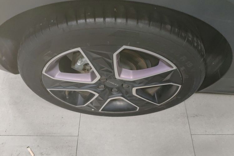 领克02 2022款 2.0TD DCT耀Pro车身外观56