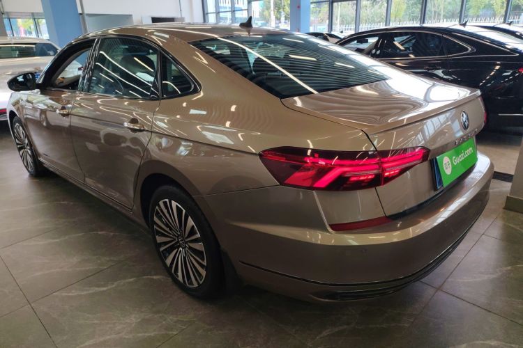 大众 帕萨特 2020款 330TSI 豪华版 国VI车身外观6003