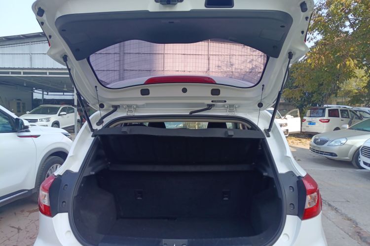 江汽集团 瑞风S2 2015款 1.5L CVT豪华型局部细节23