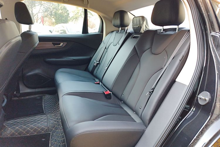 红旗E-QM5 2023款 改款 基础出行版中控内饰21