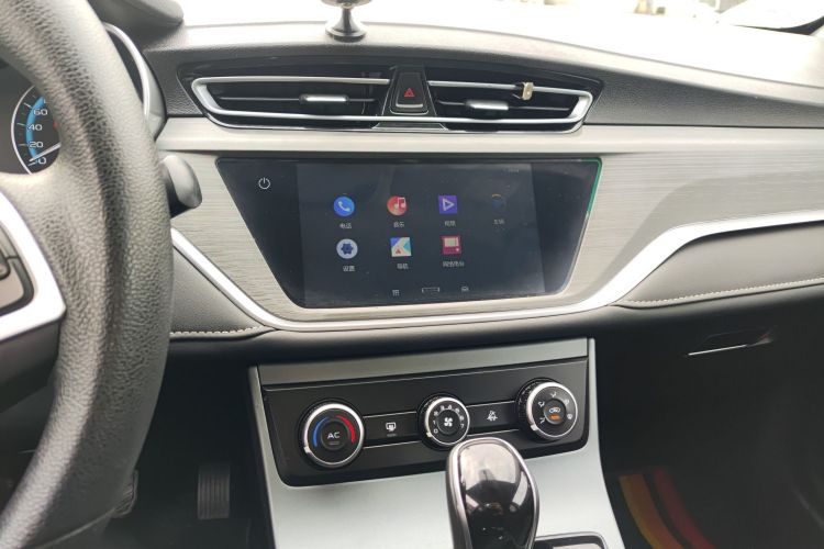 吉利汽车 帝豪 2021款 UP 1.5L CVT舒适型中控内饰16