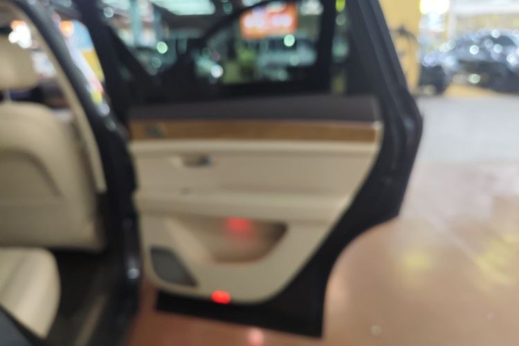 鸿蒙智行 问界M7 2024款 1.5T 后驱Plus版 5座中控内饰7006