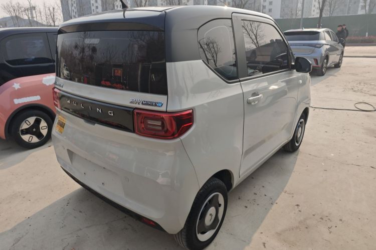 五菱汽车 宏光MINIEV 2021款 马卡龙臻享款 磷酸铁锂车身外观7