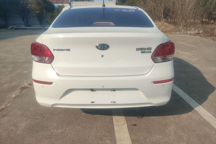 起亚 焕驰 2017款 1.4L 手动智享版Value车身外观6