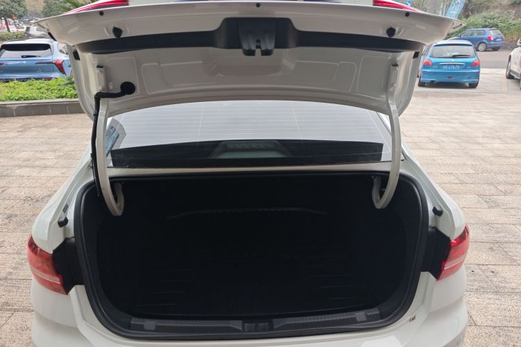 大众 朗逸 2024款 300TSI DSG星空领先版机舱底盘23