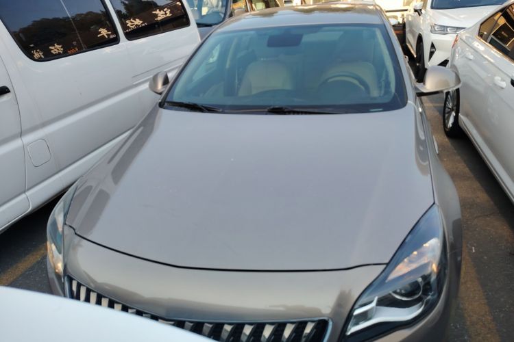 别克 君威 2014款 2.0L 精英时尚型车身外观2