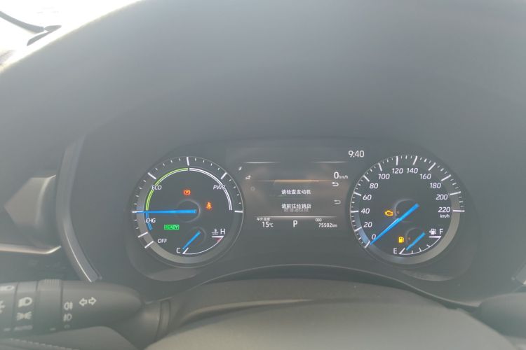 丰田 汉兰达 2022款 双擎 2.5L 四驱精英版 7座局部细节14