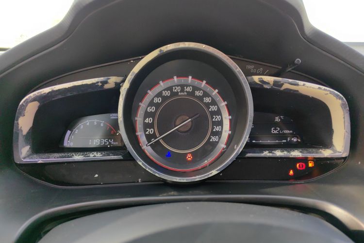 马自达3 昂克赛拉 2016款 三厢 1.5L 手动舒适型中控内饰14