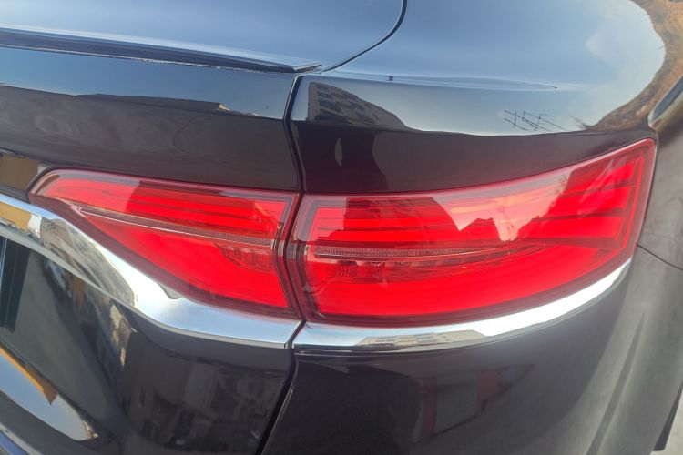 吉利汽车 星越 2020款 高能版 350T 耀星者车身外观9