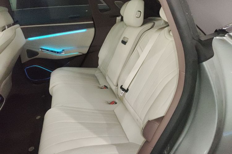 腾势Z9GT 2024款 1100四驱Ultra版中控内饰21