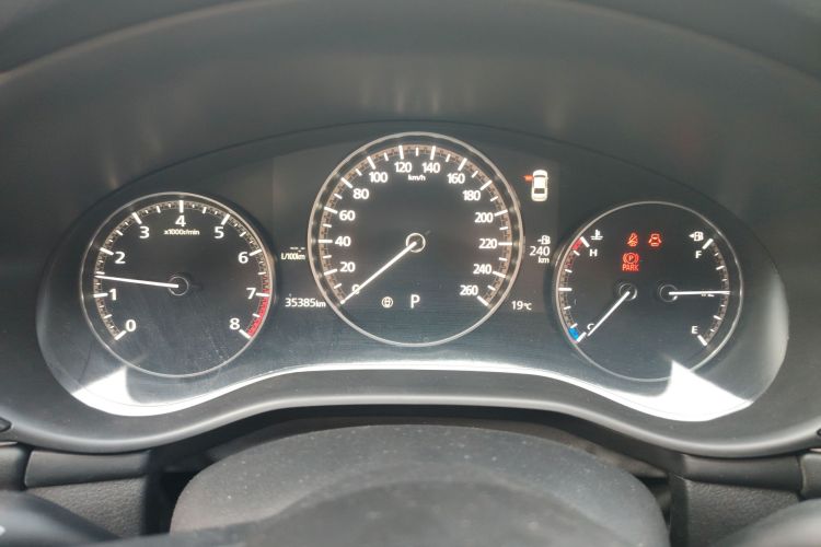 马自达3 昂克赛拉 2023款 2.0L 自动质臻版中控内饰14